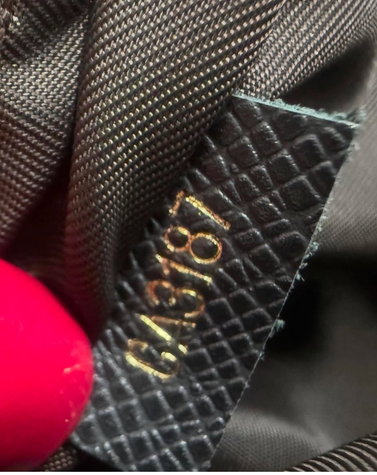 Louis Vuitton Messenger outdoor