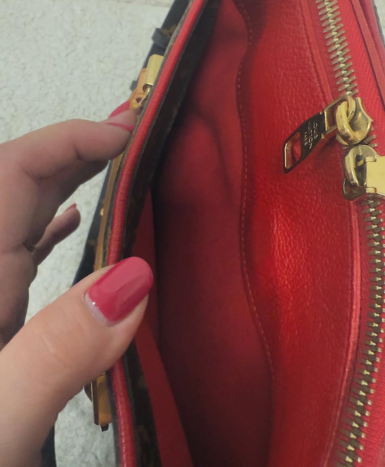 Louis Vuitton Pallas MM