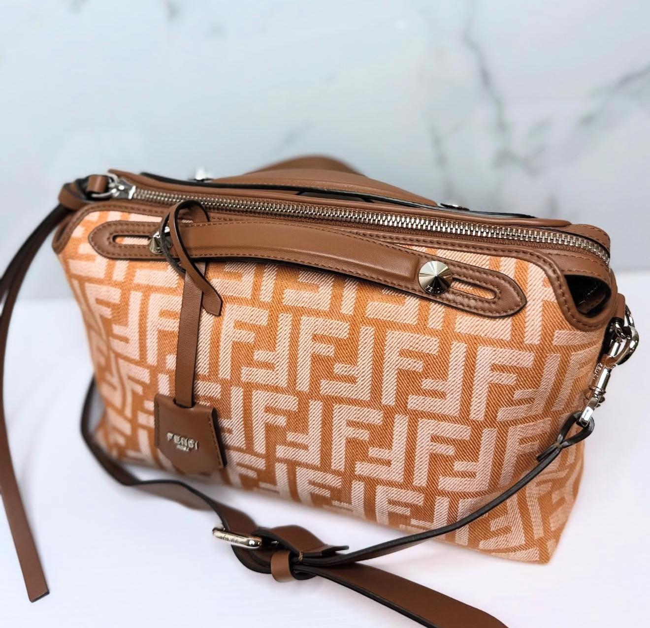 Bauletto Fendi