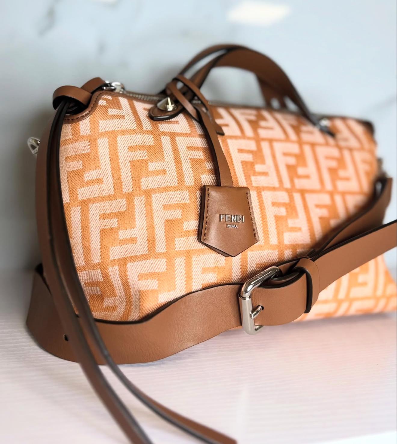 Bauletto Fendi