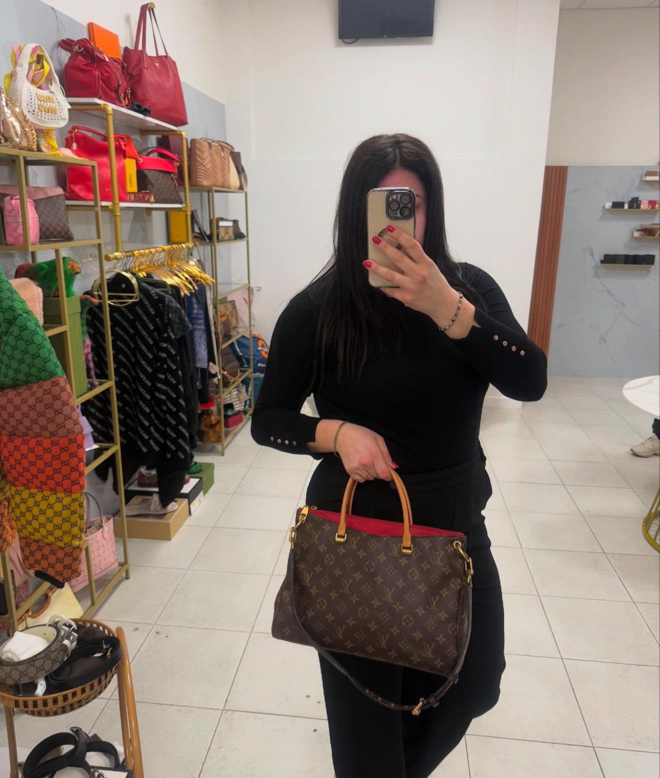 Louis Vuitton Pallas MM