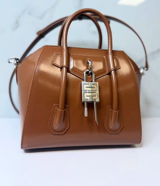 Givenchy mini Antigona Lock