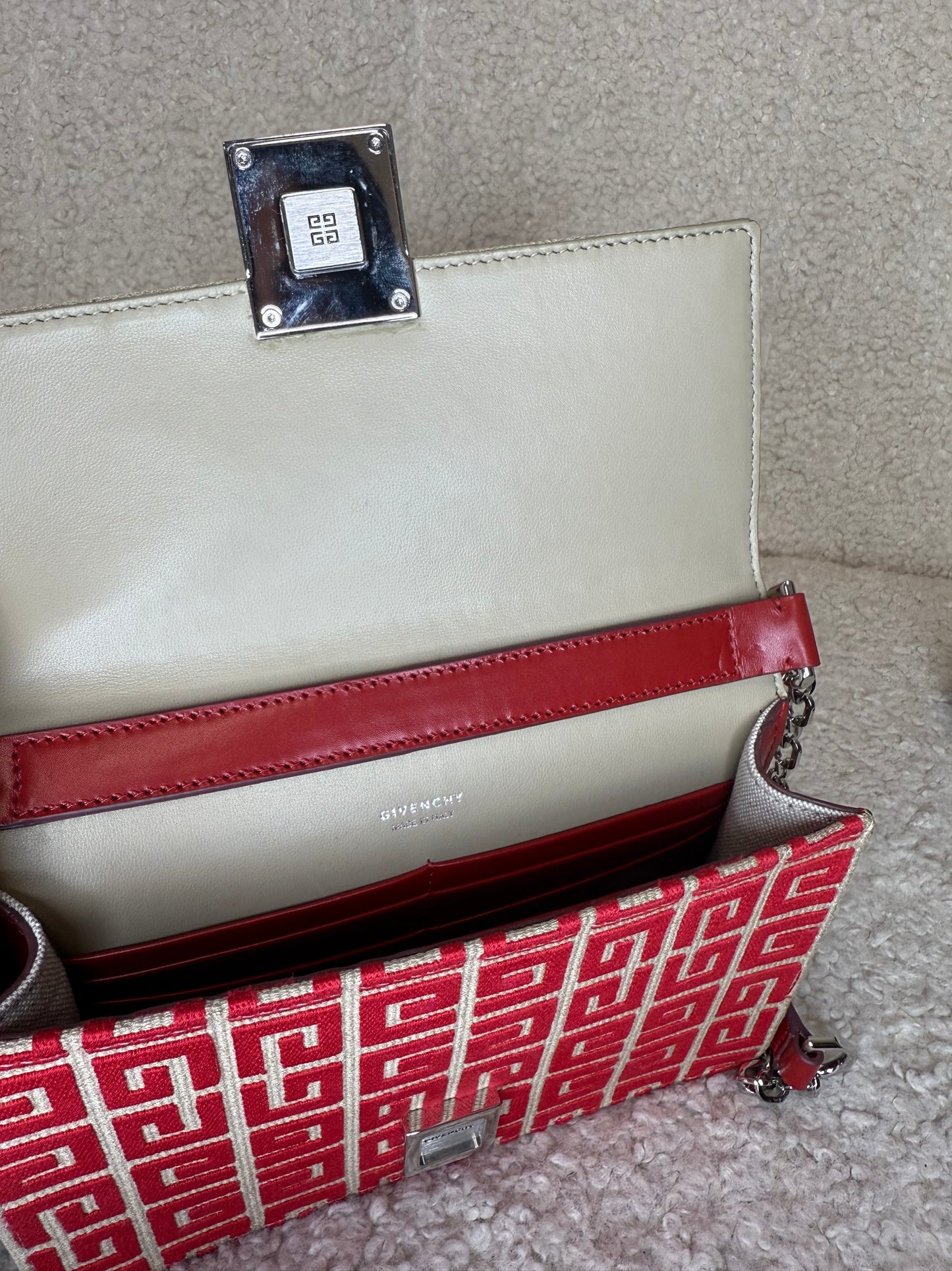 Givenchy pochette 4G