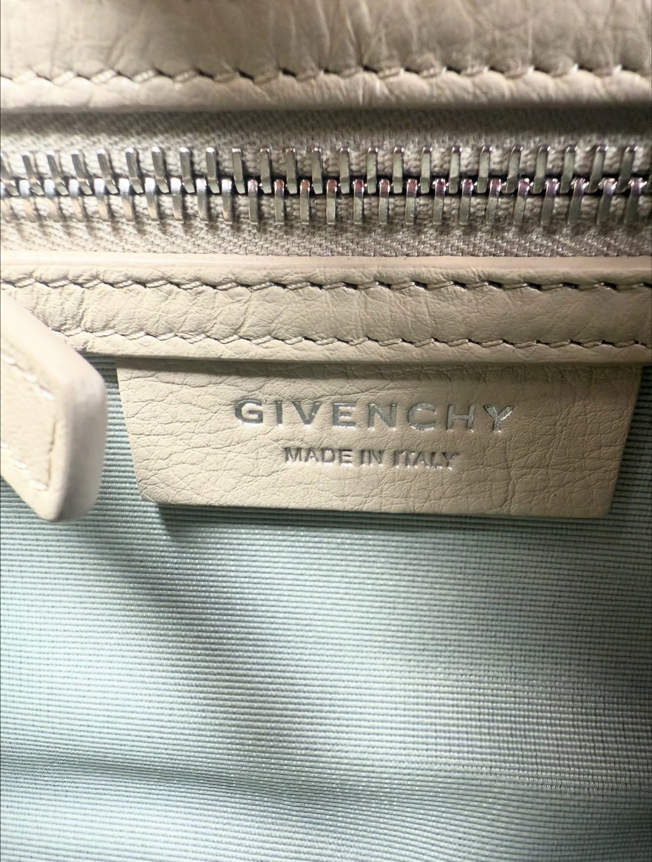 Givenchy Pandora mini