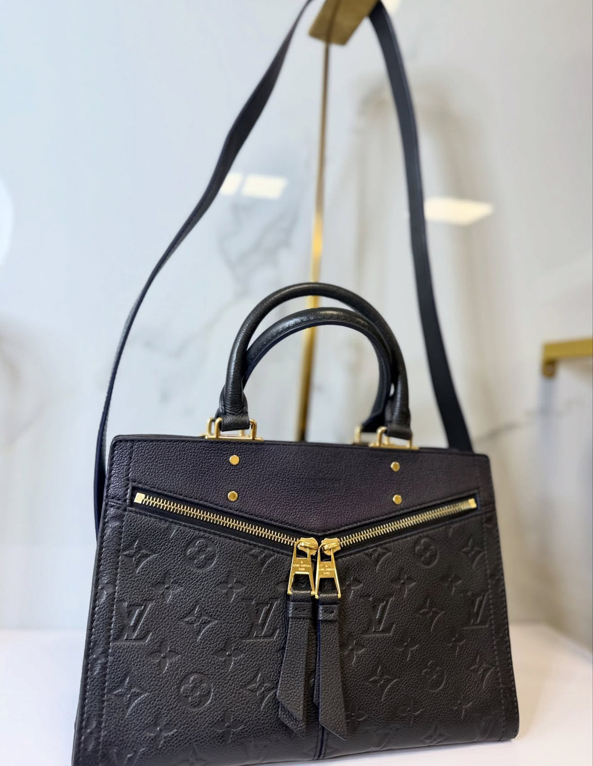 Louis Vuitton Sully