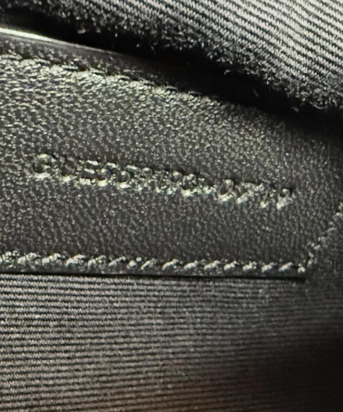 Pochette Saint Laurent