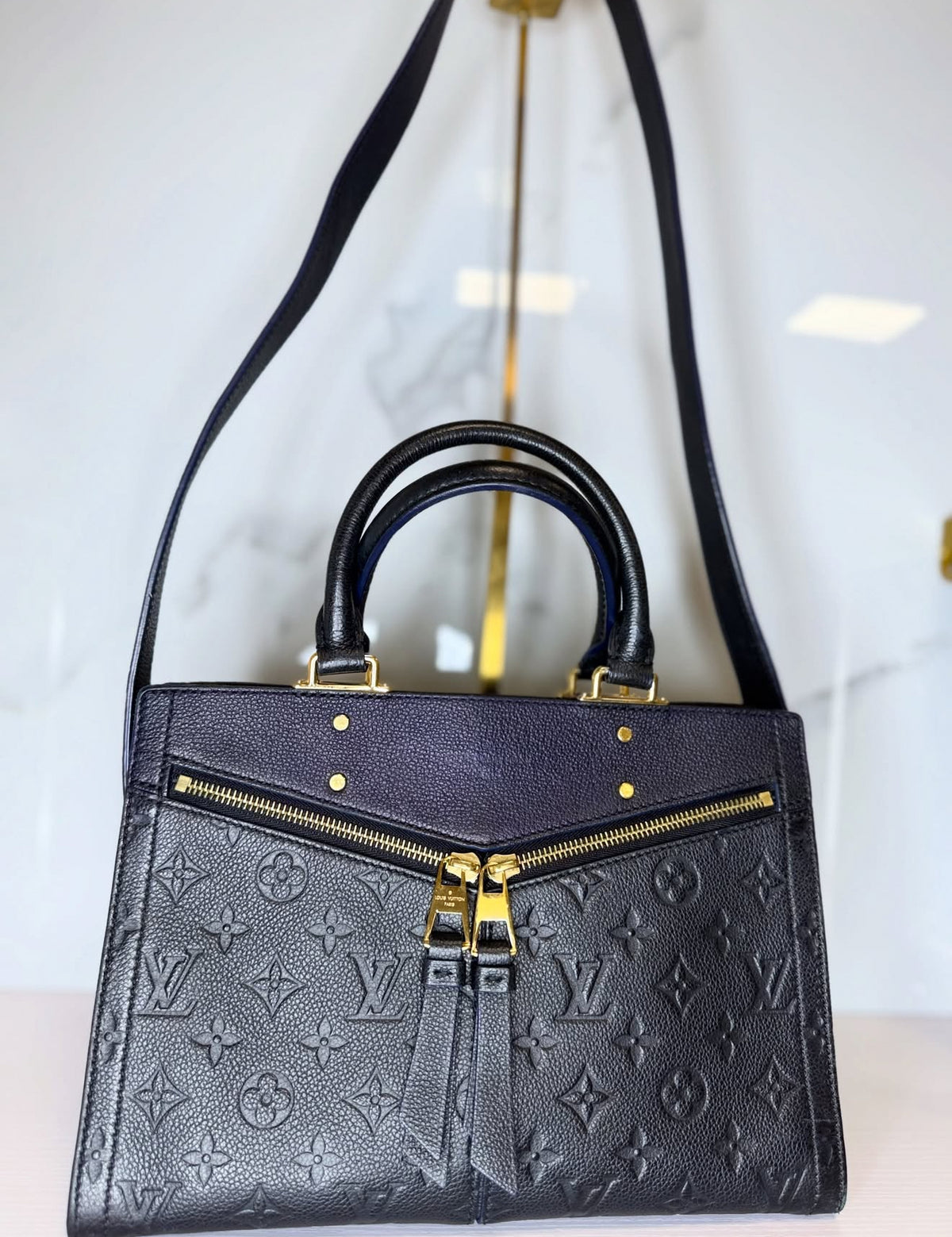 Louis Vuitton Sully