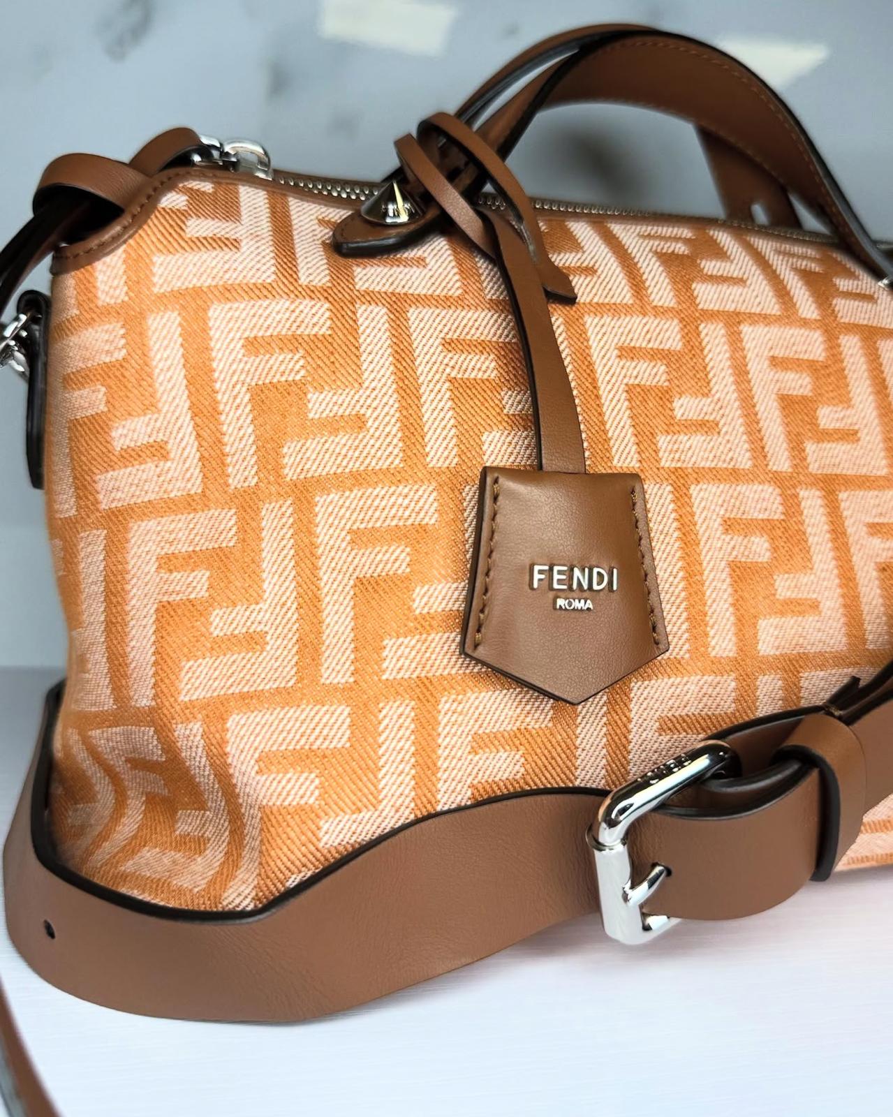 Bauletto Fendi