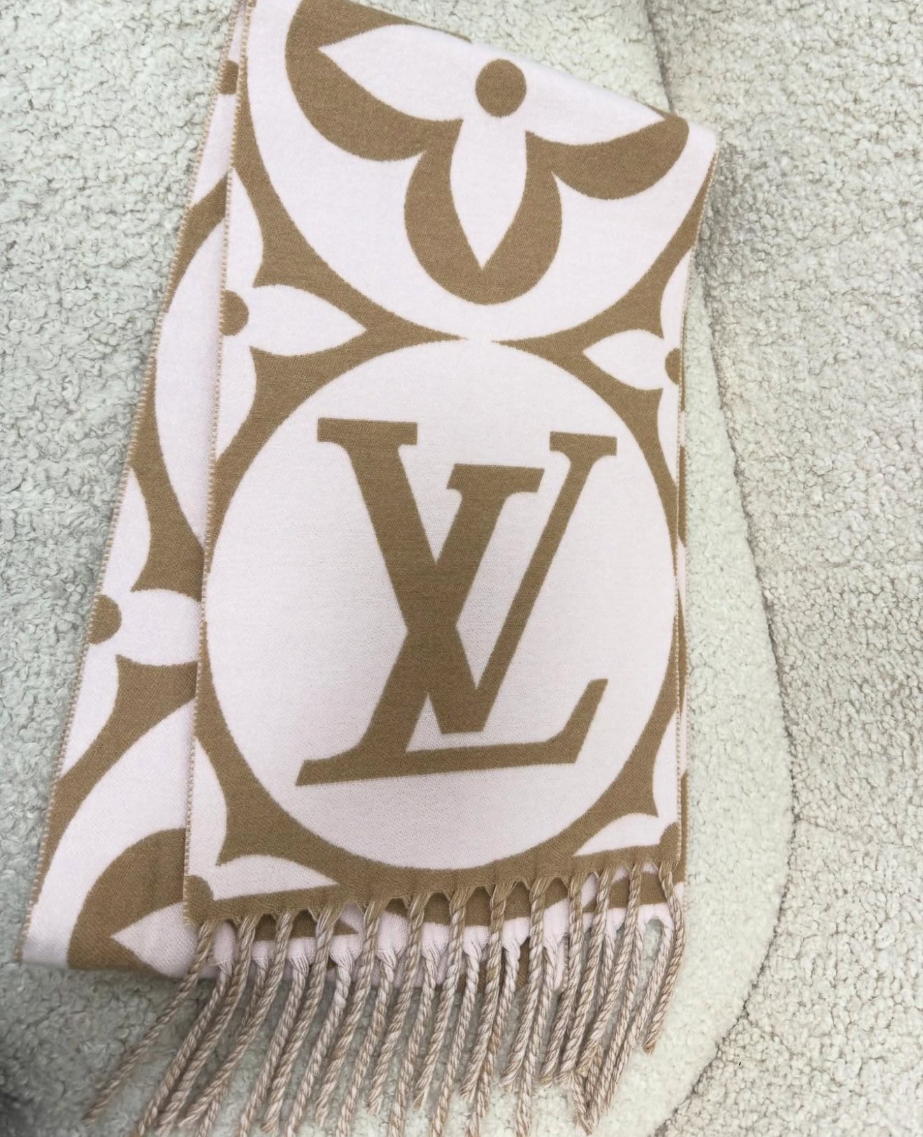 Louis Vuitton Medallion sciarpa