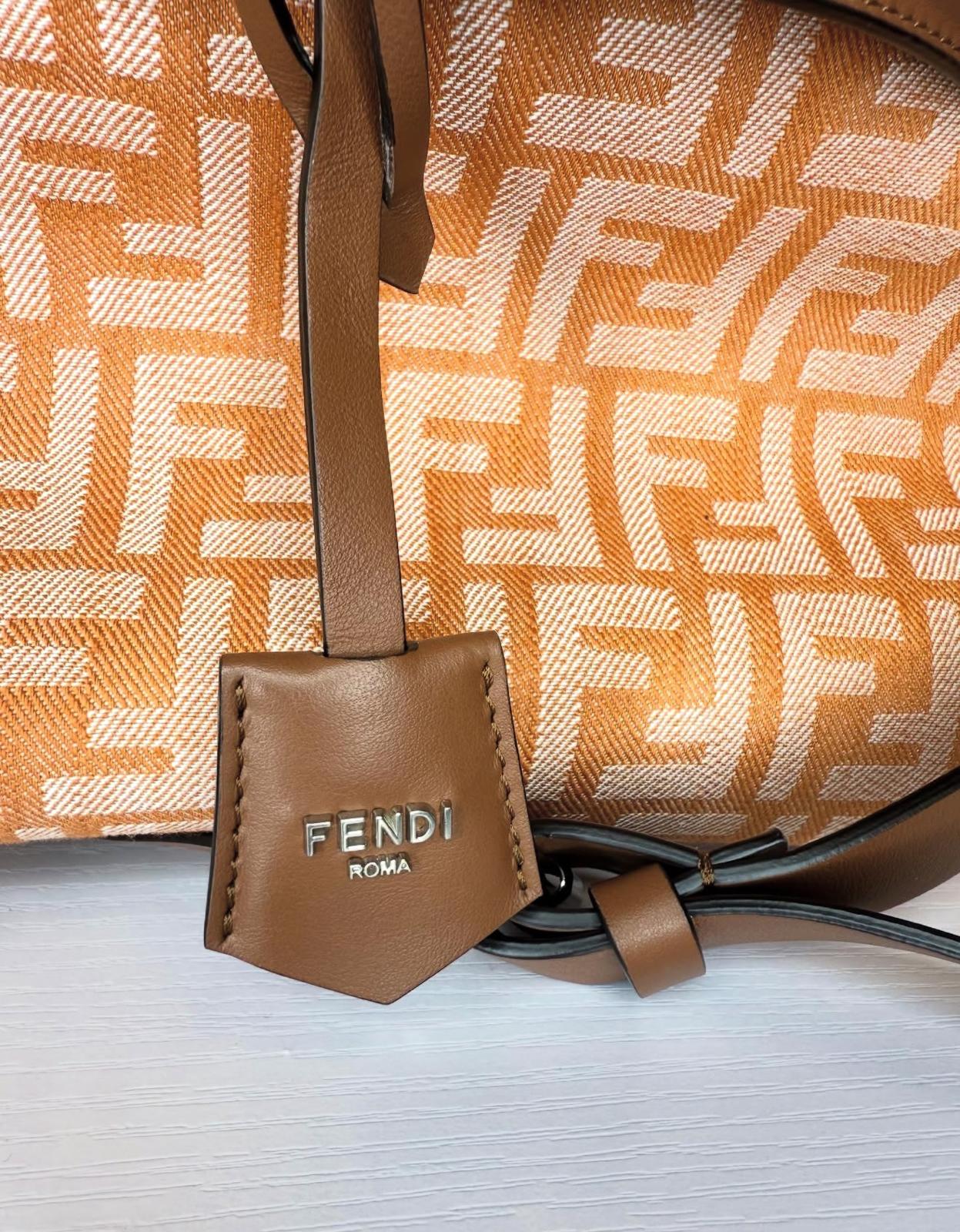 Bauletto Fendi