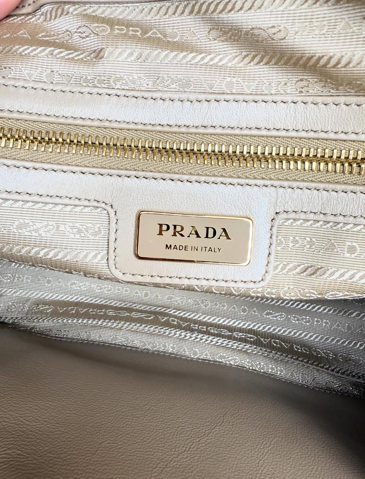 Bauletto Prada