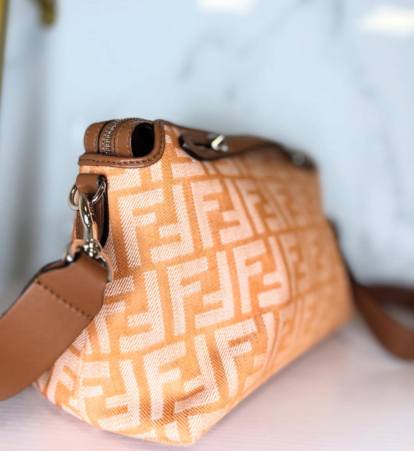 Bauletto Fendi