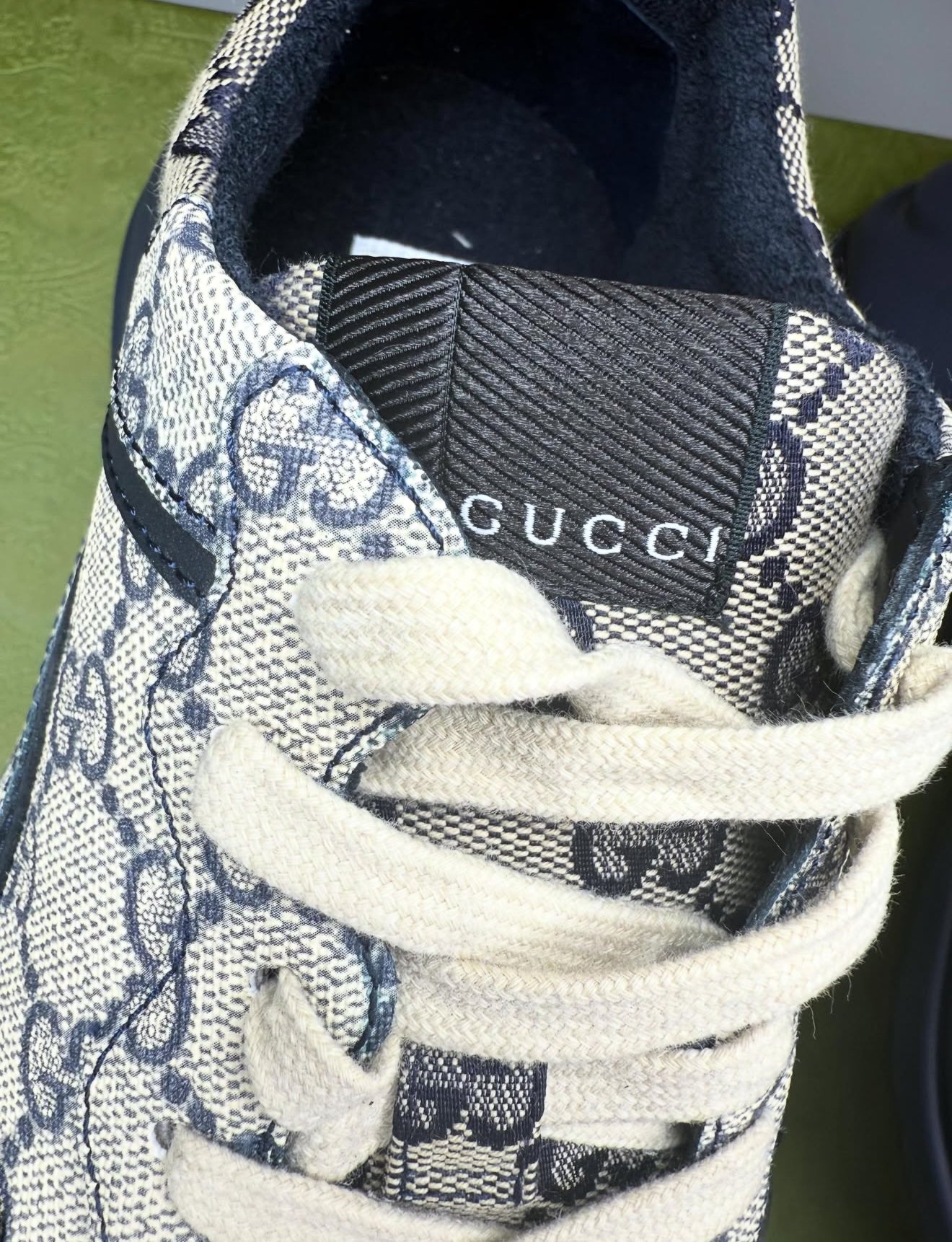 Gucci Rhyton logo