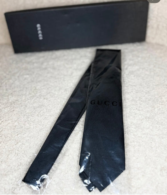 Cravatta Gucci